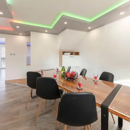 House Vikend Ferienhaus