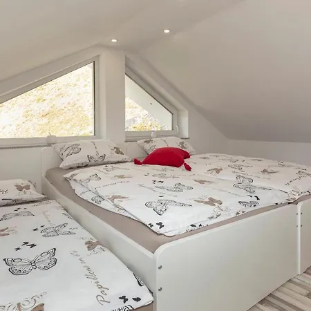 Ferienhaus House Vikend *